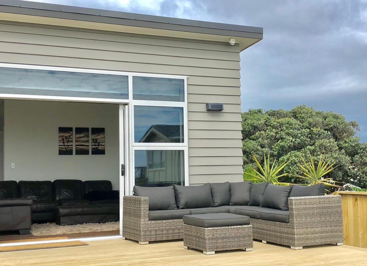 Otaki Beachfront Getaway Exterior foto